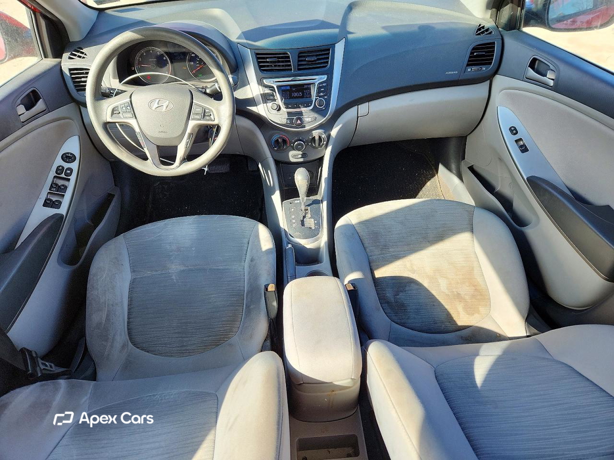 Hyundai Accent 2015