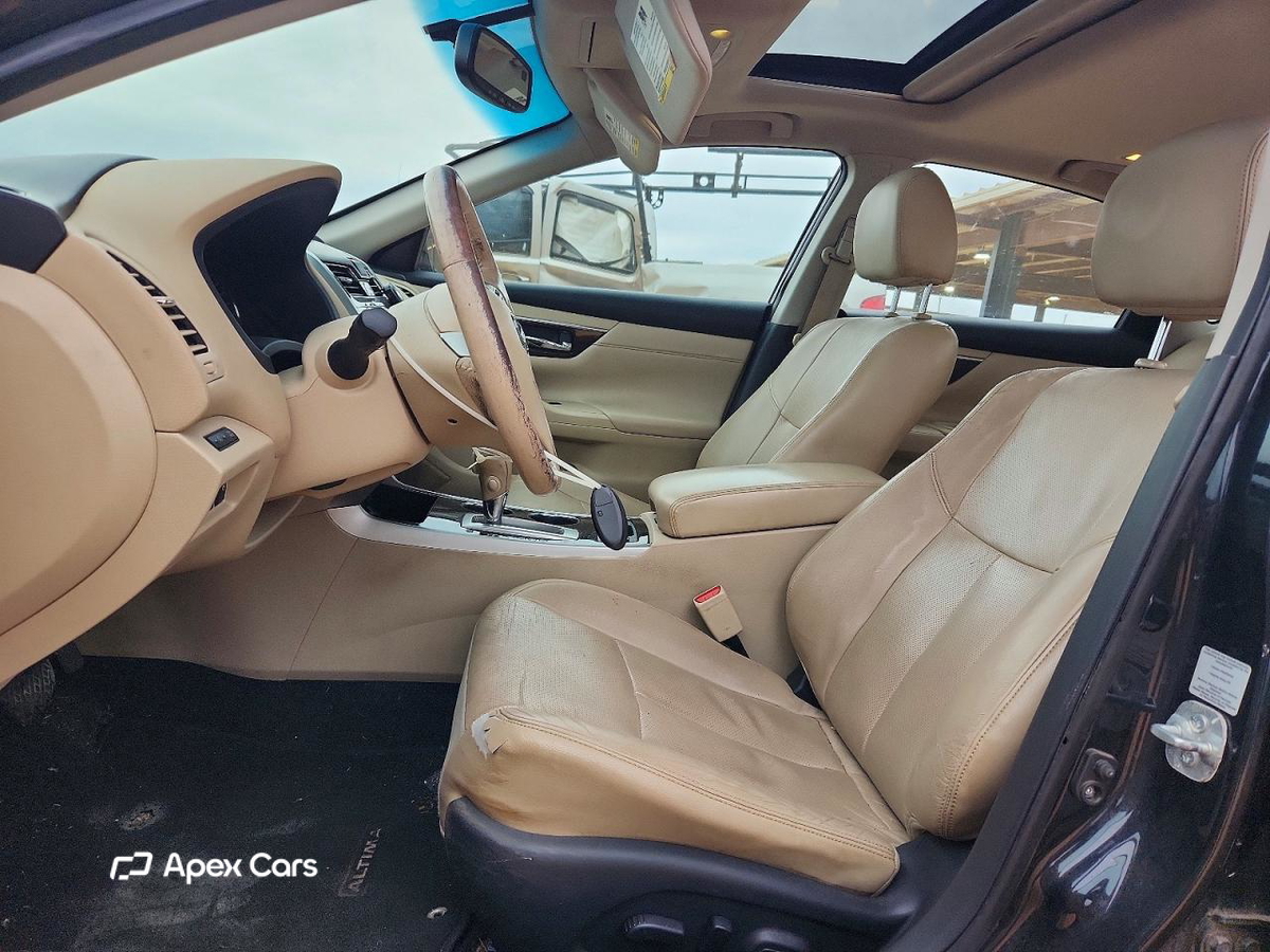Nissan Altima 2015