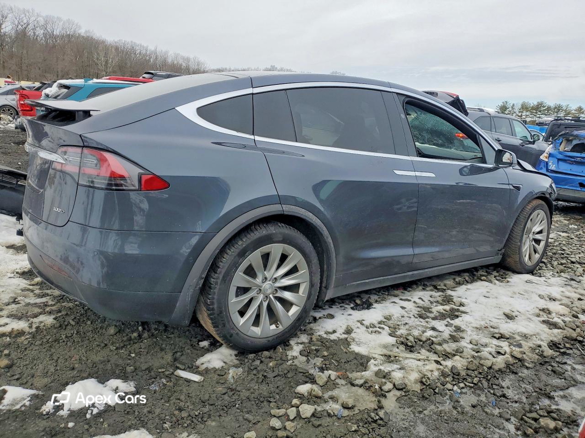 Tesla Model X 2017