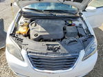 Chrysler 200 2013