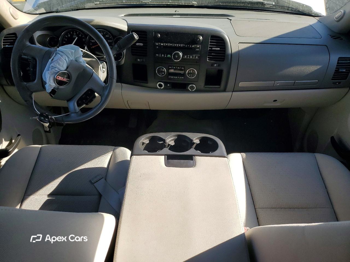 GMC Sierra 2011