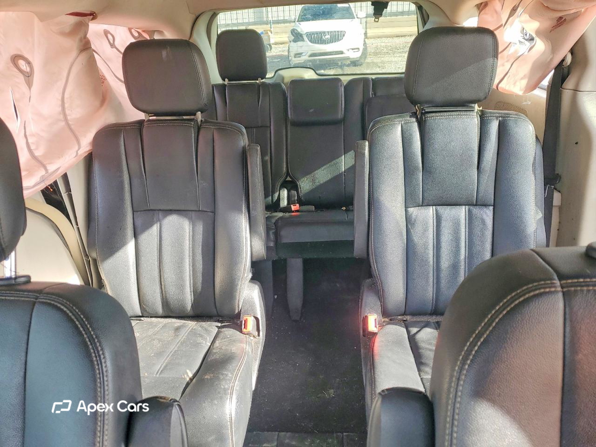 Chrysler Voyager 2016