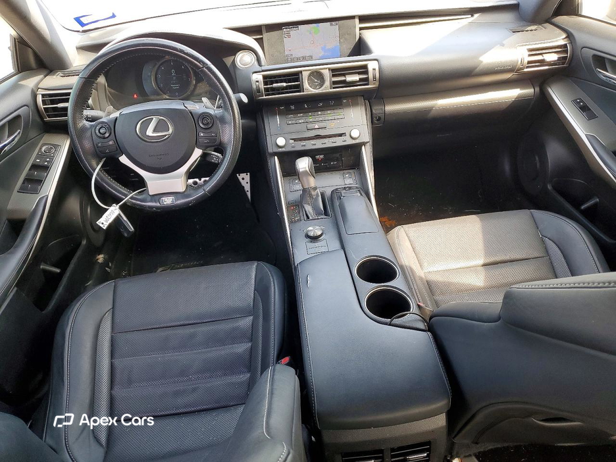 Lexus IS 2016
