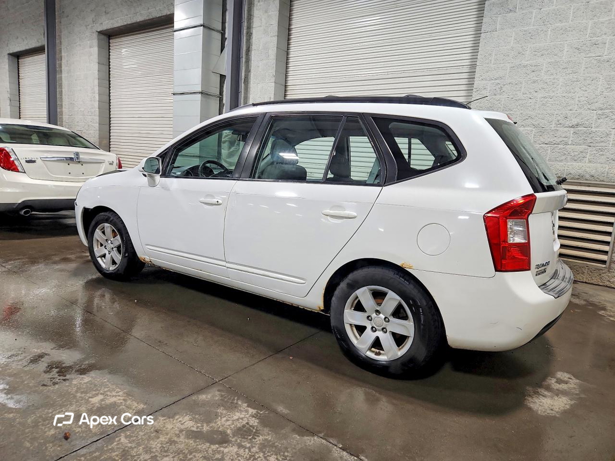 Kia Rondo 2008