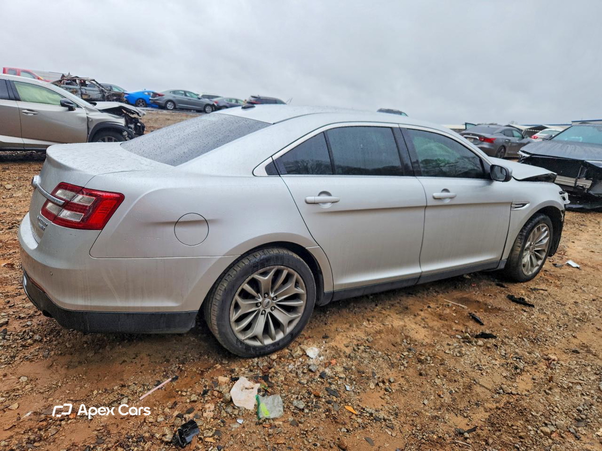 Ford Taurus 2013