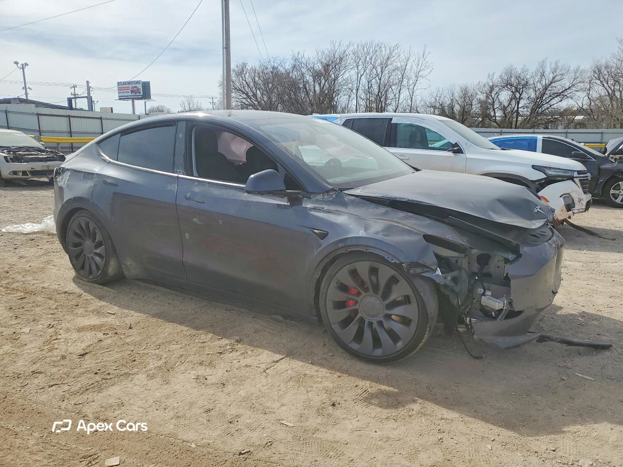 Tesla Model Y 2025