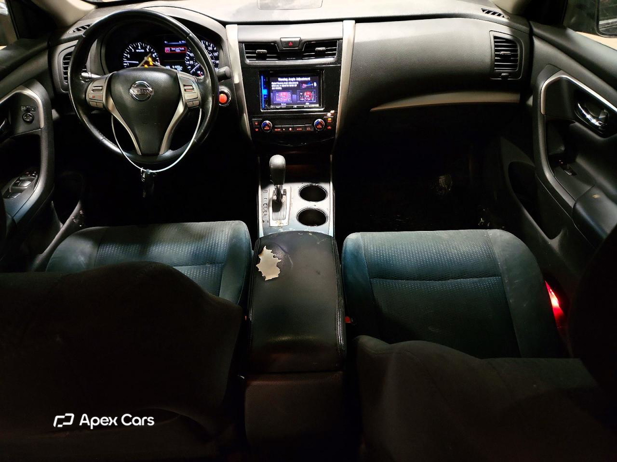 Nissan Altima 2015