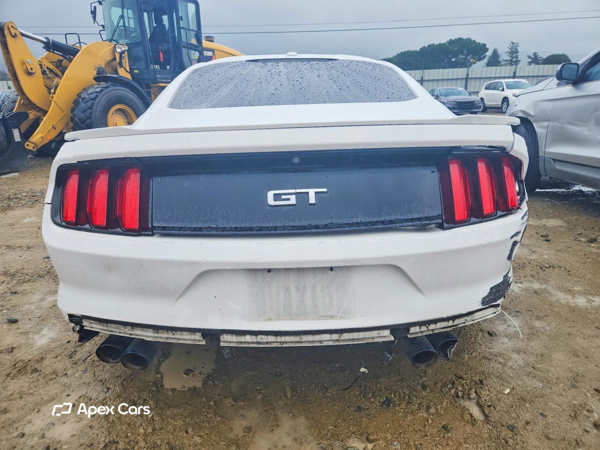 Ford Mustang 2015