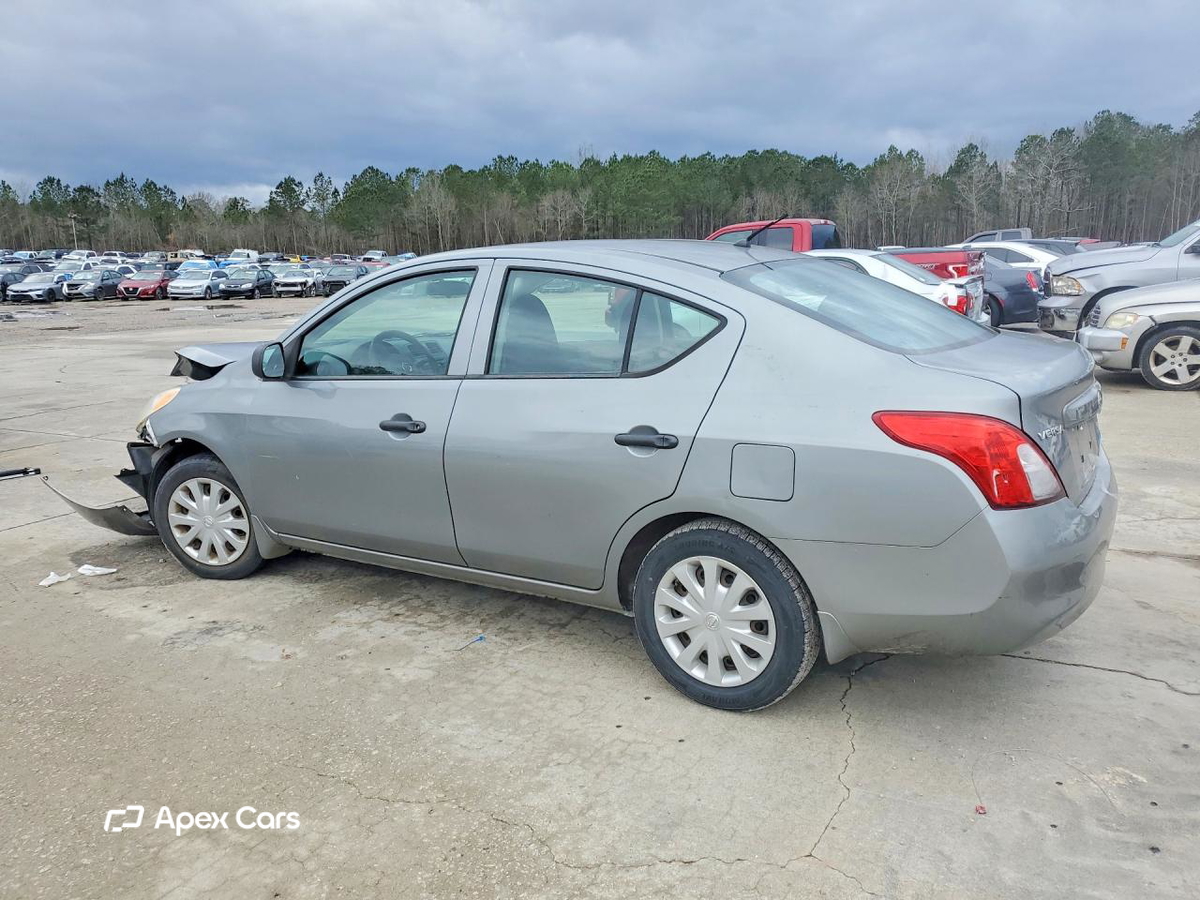 Nissan Versa 2014