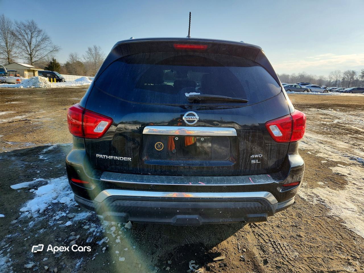 Nissan Pathfinder 2017