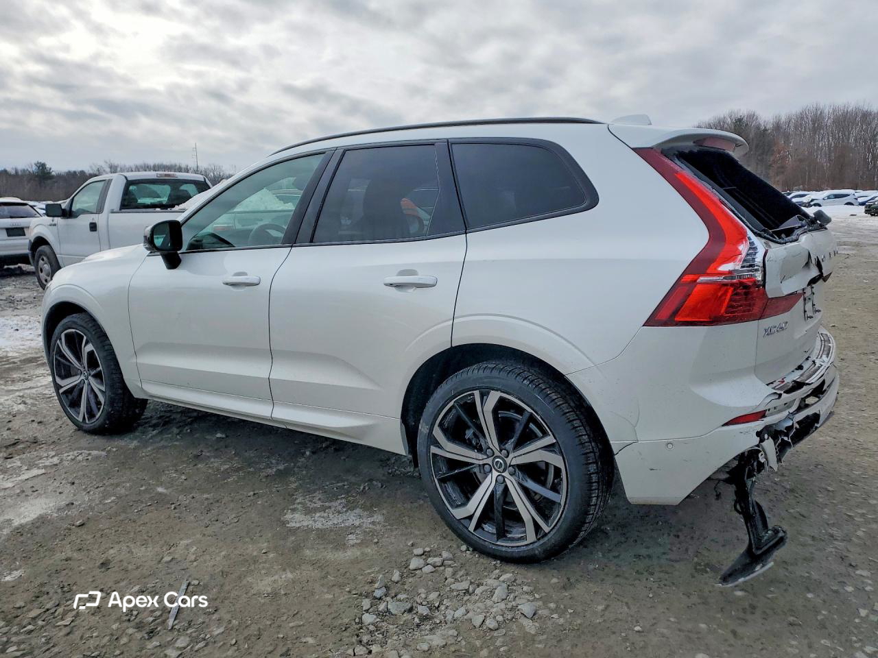 Volvo XC60 2022
