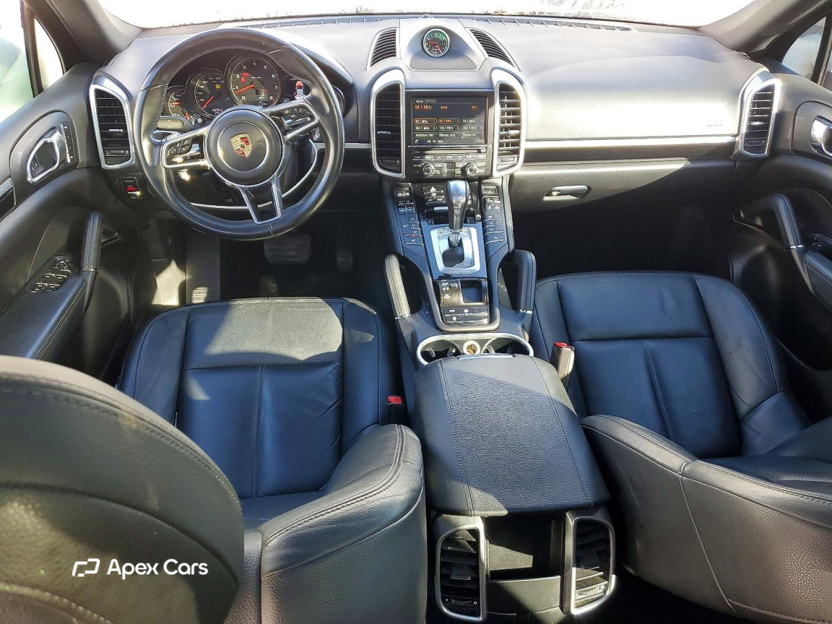 Porsche Cayenne 2016