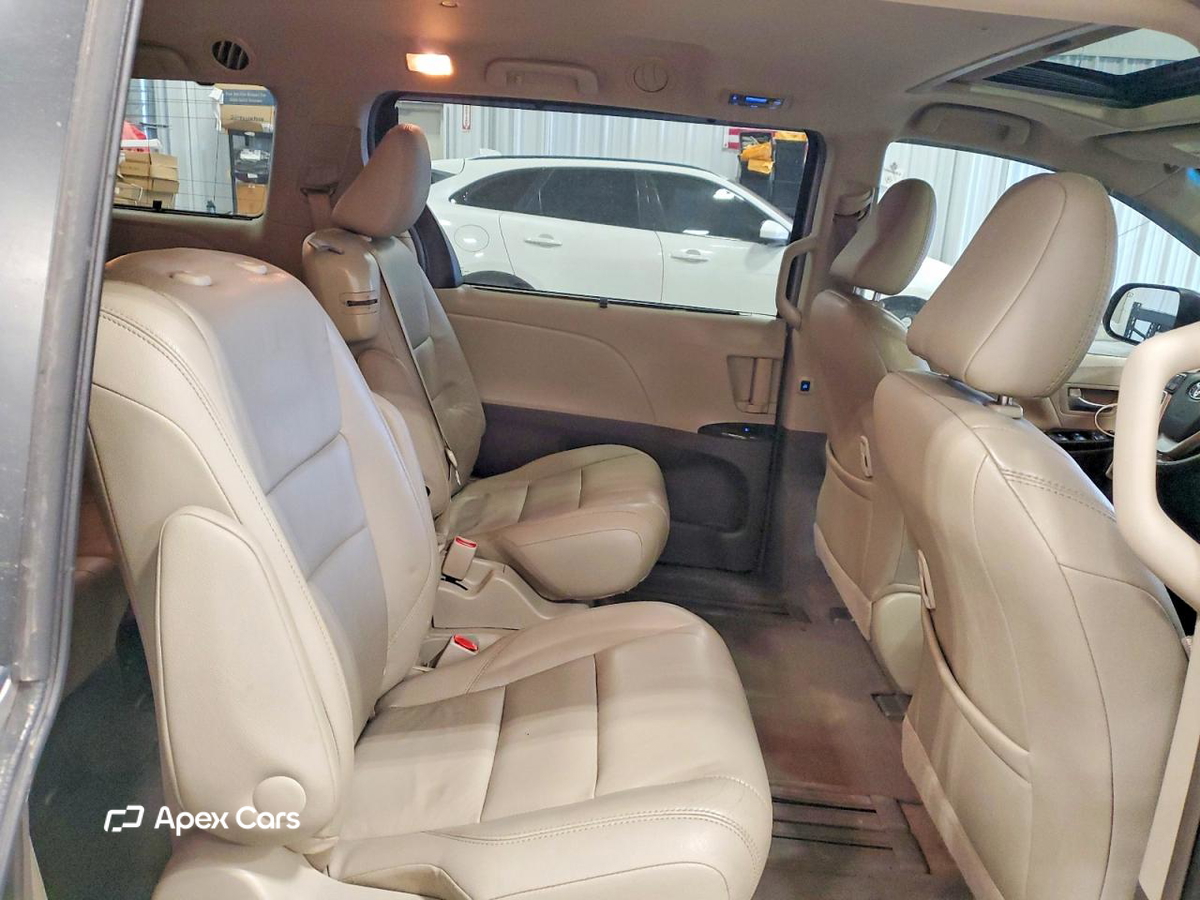 Toyota Sienna 2017