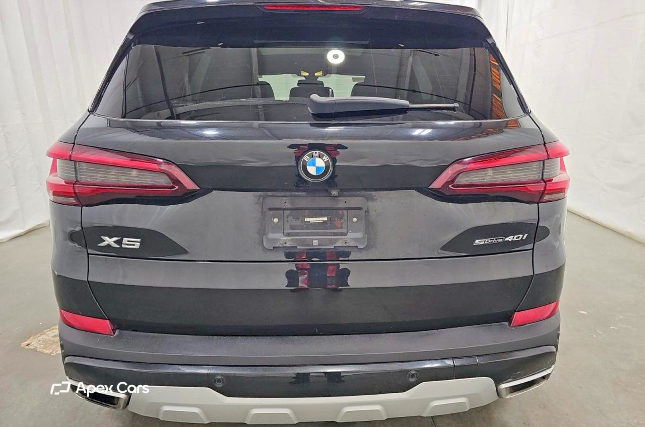 BMW X5 2023
