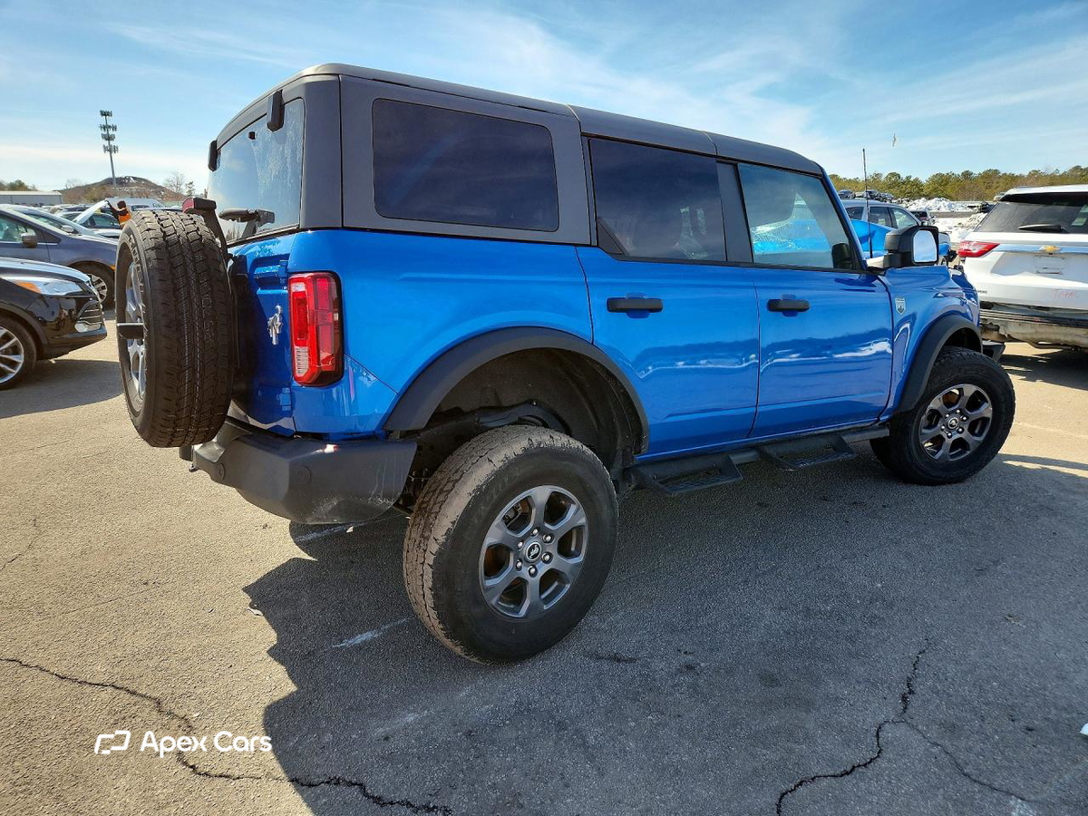 Ford Bronco 2024