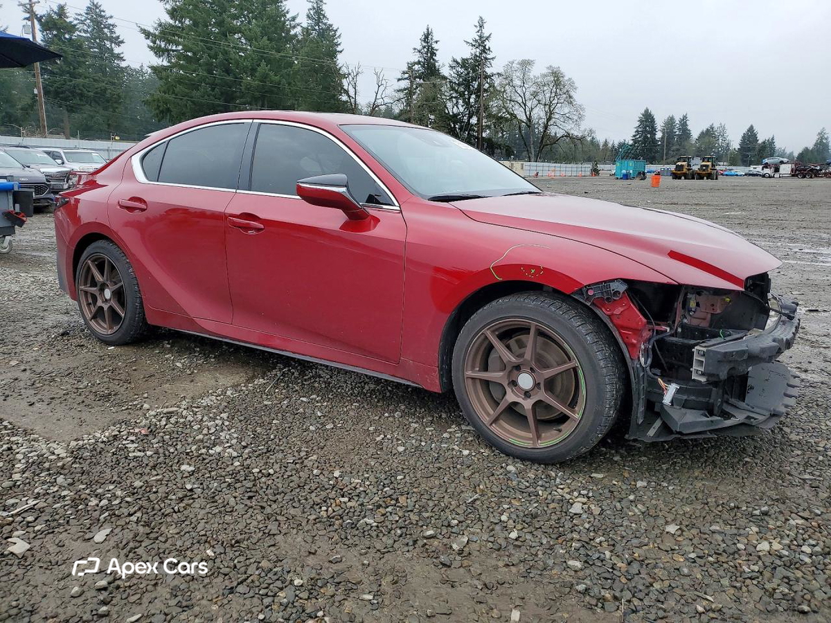 Lexus IS 2021