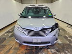 Toyota Sienna 2016