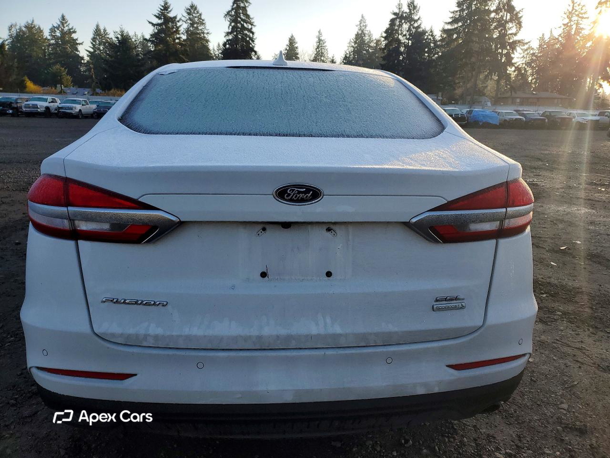 Ford Fusion 2020