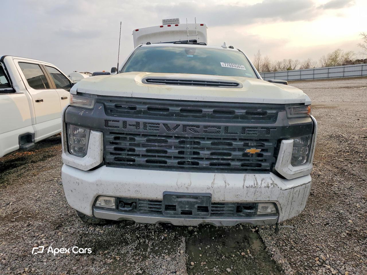 Chevrolet Silverado 2021