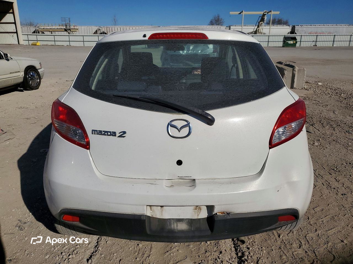 Mazda 2 2014