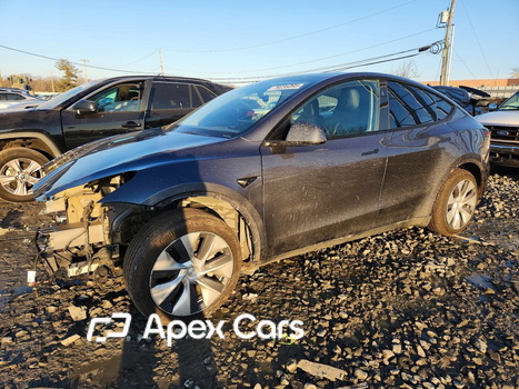 Tesla Model Y 2023 - Image 1 of 13