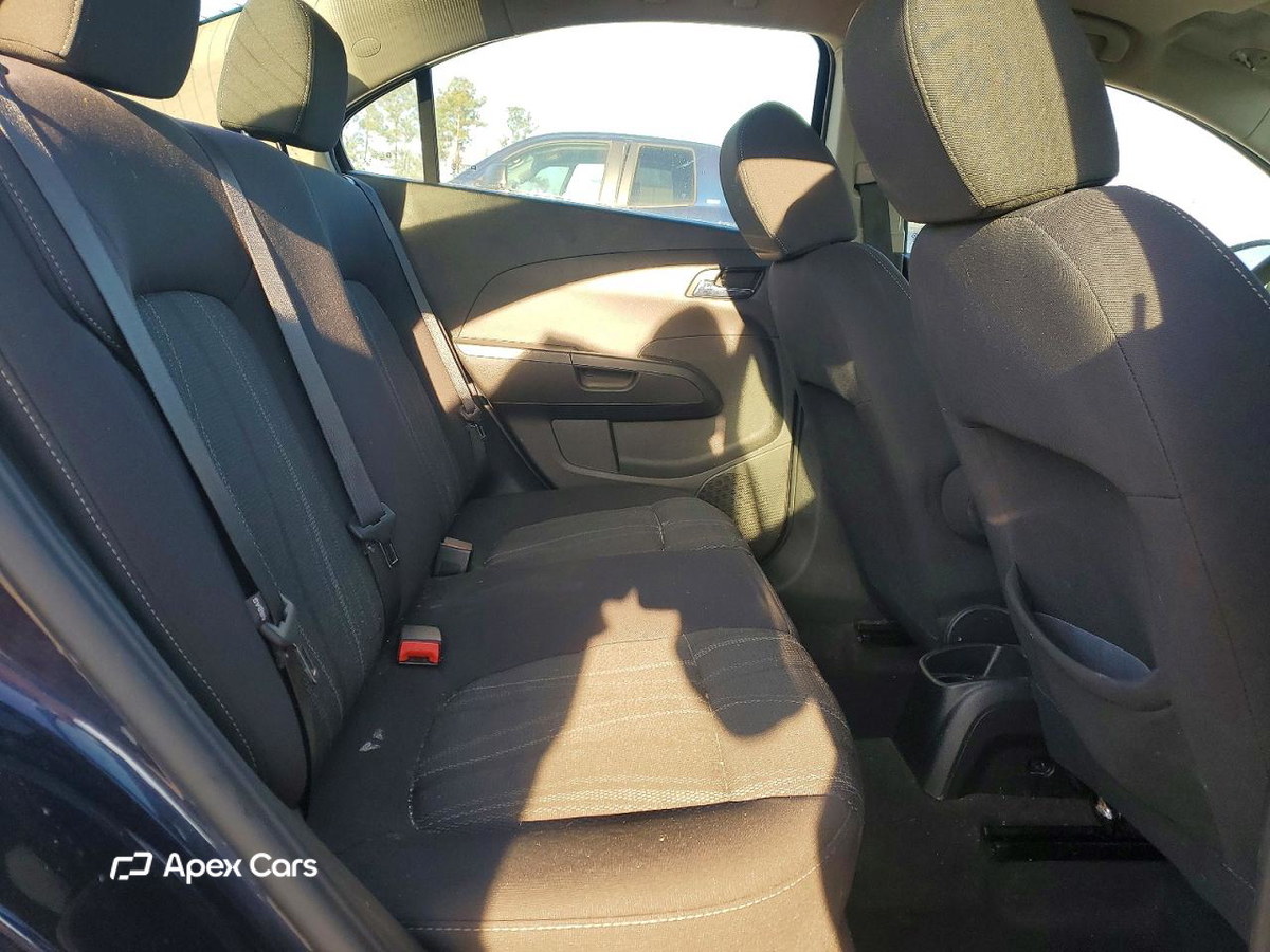 Chevrolet Sonic 2015