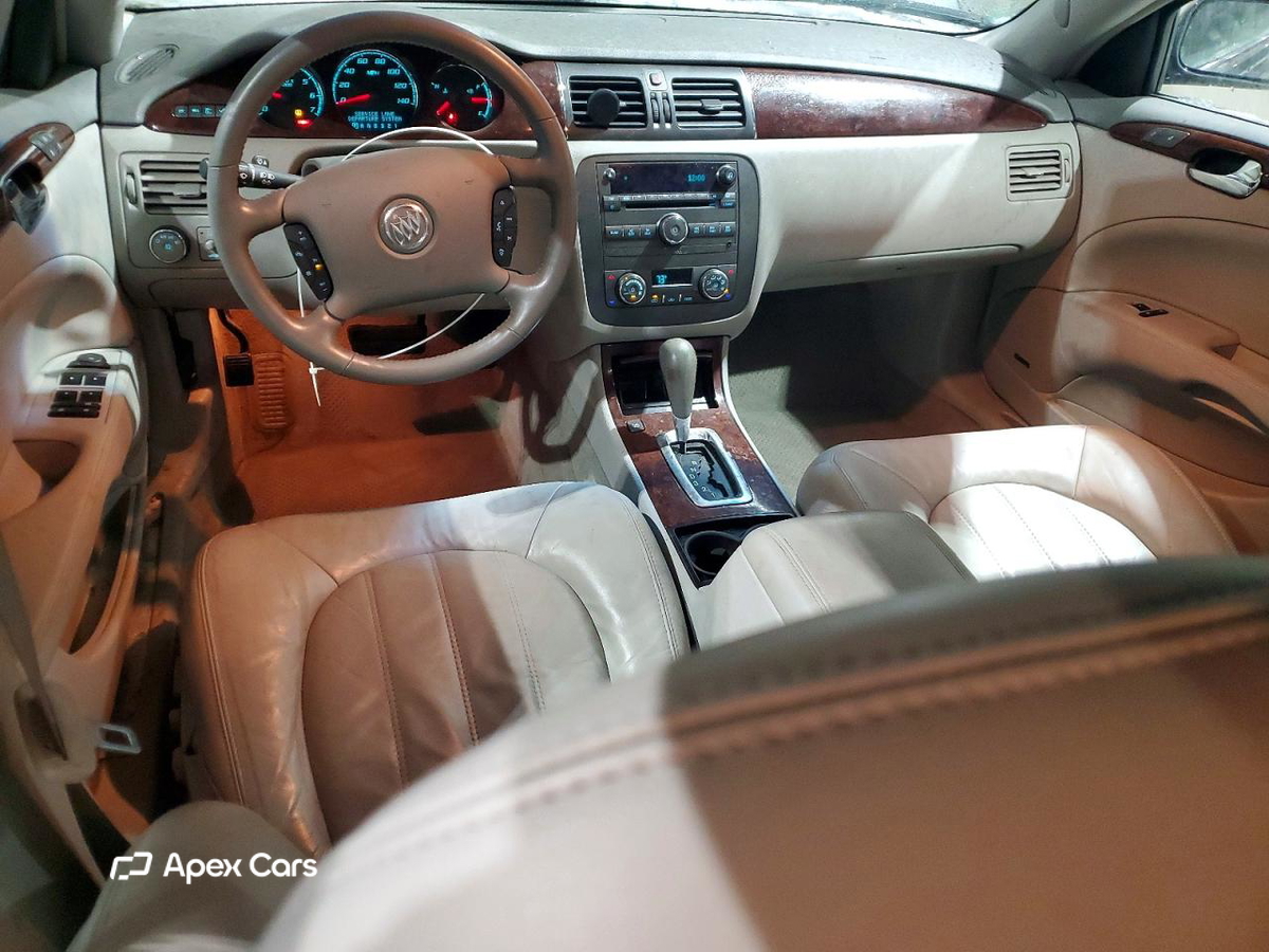 Buick Lucerne 2011