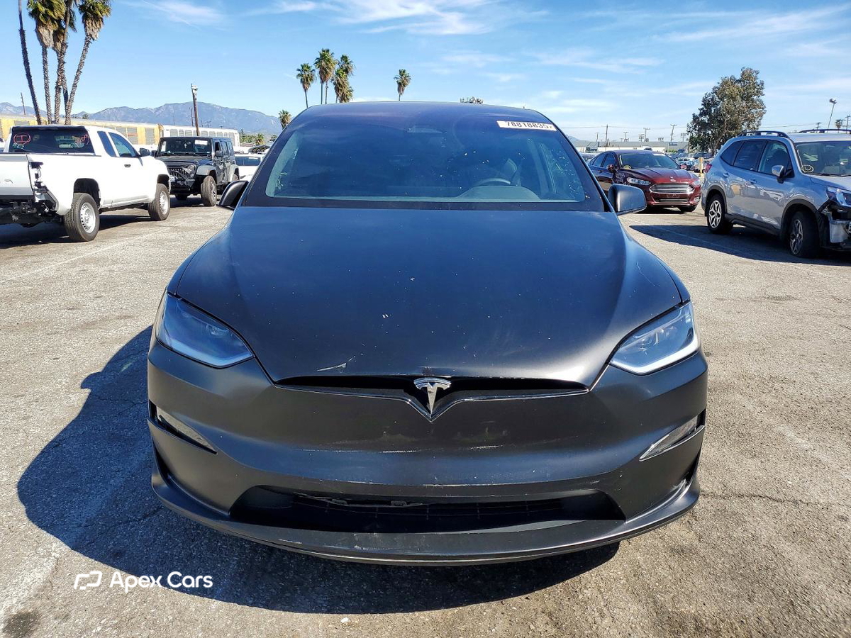 Tesla Model X 2024