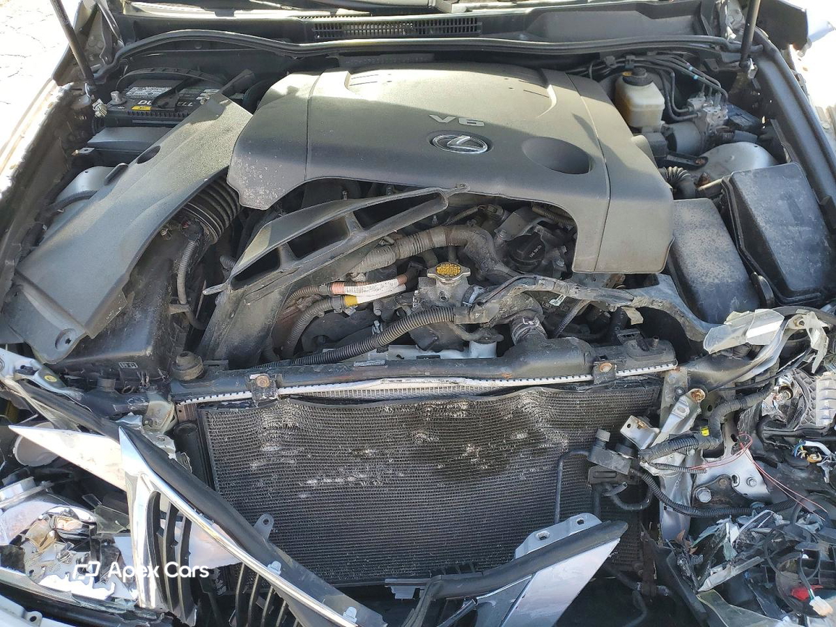 Lexus IS 2013