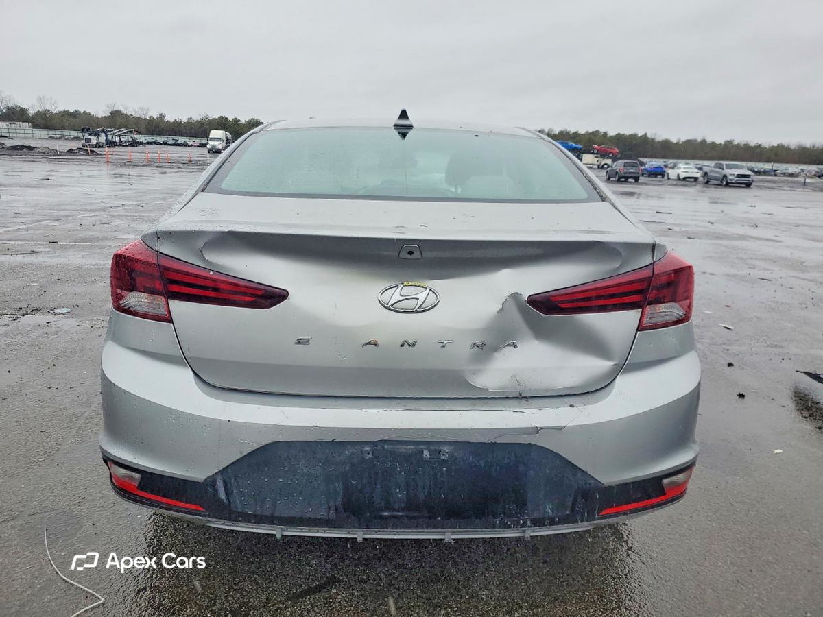 Hyundai Elantra 2020