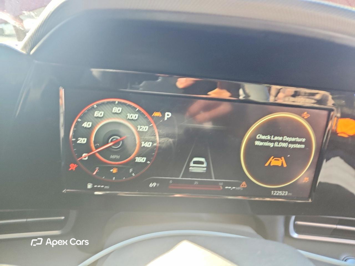 Hyundai Elantra 2021