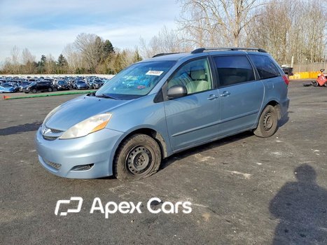 Toyota Sienna 2010 - Image 1 of 14