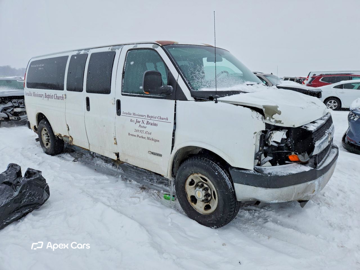 Chevrolet Express 2004