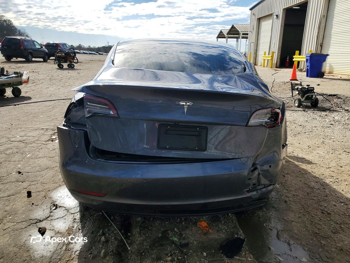 Tesla Model 3 2020