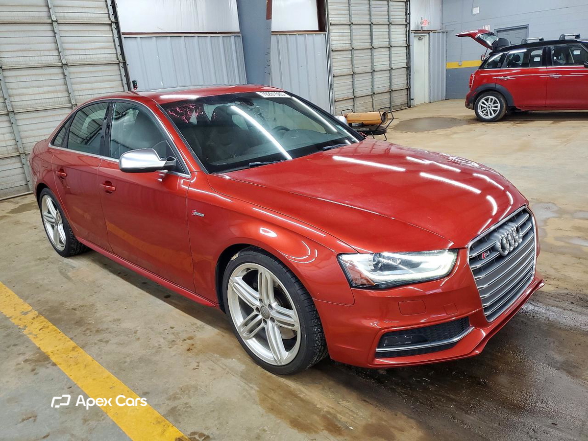 Audi RS4 2013