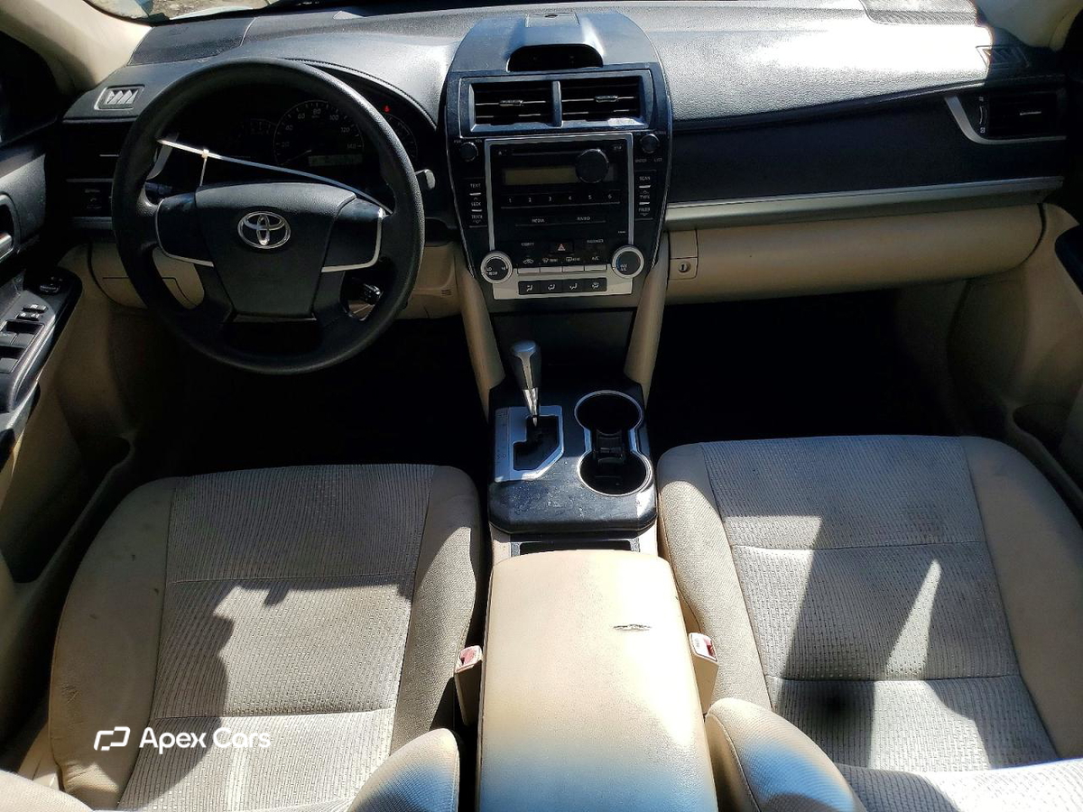 Toyota Camry 2012