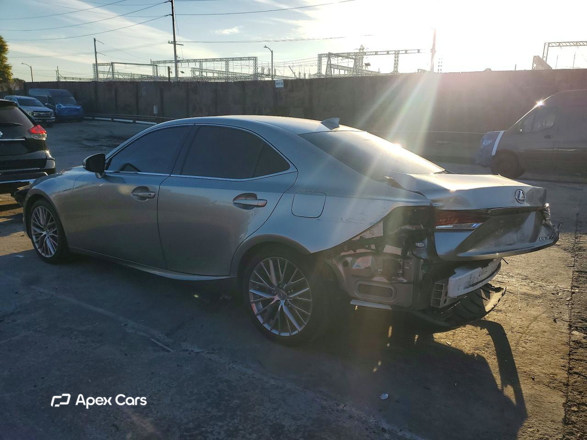 Lexus IS 2018