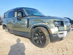 Land Rover Defender 2025