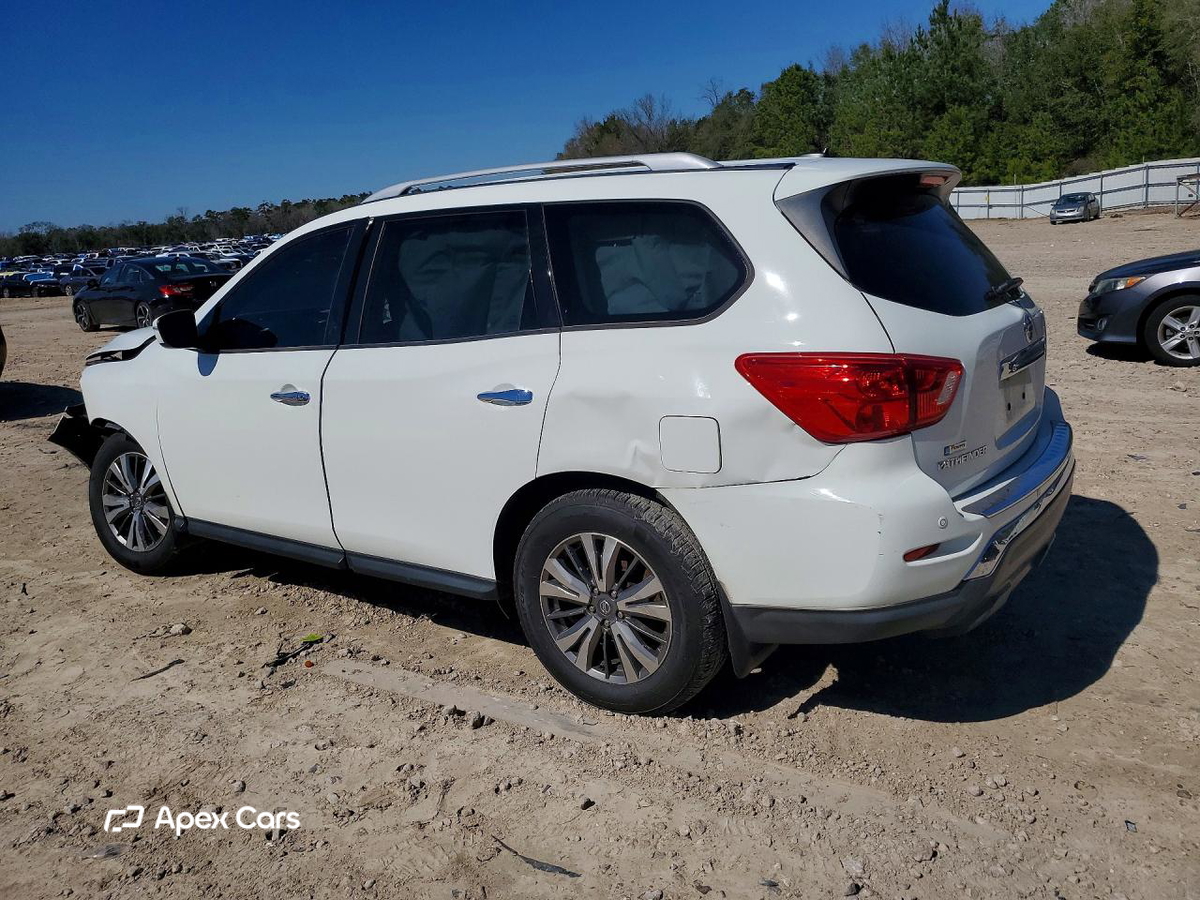 Nissan Pathfinder 2018