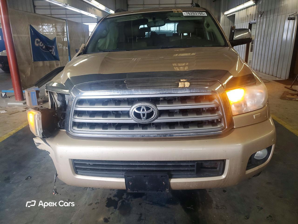 Toyota Sequoia 2010