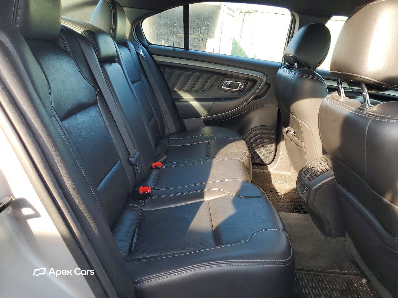 Ford Taurus 2014