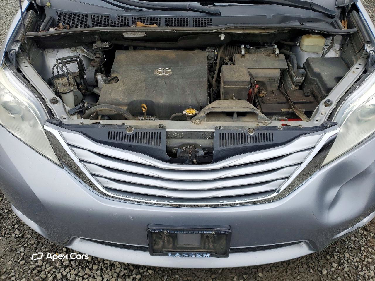 Toyota Sienna 2016