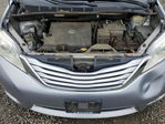 Toyota Sienna 2016