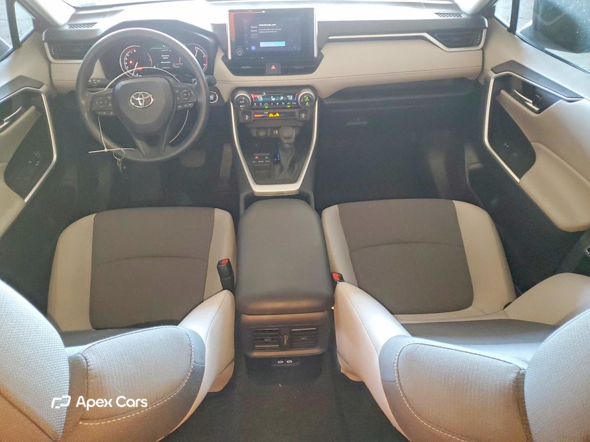 Toyota RAV 4 2025