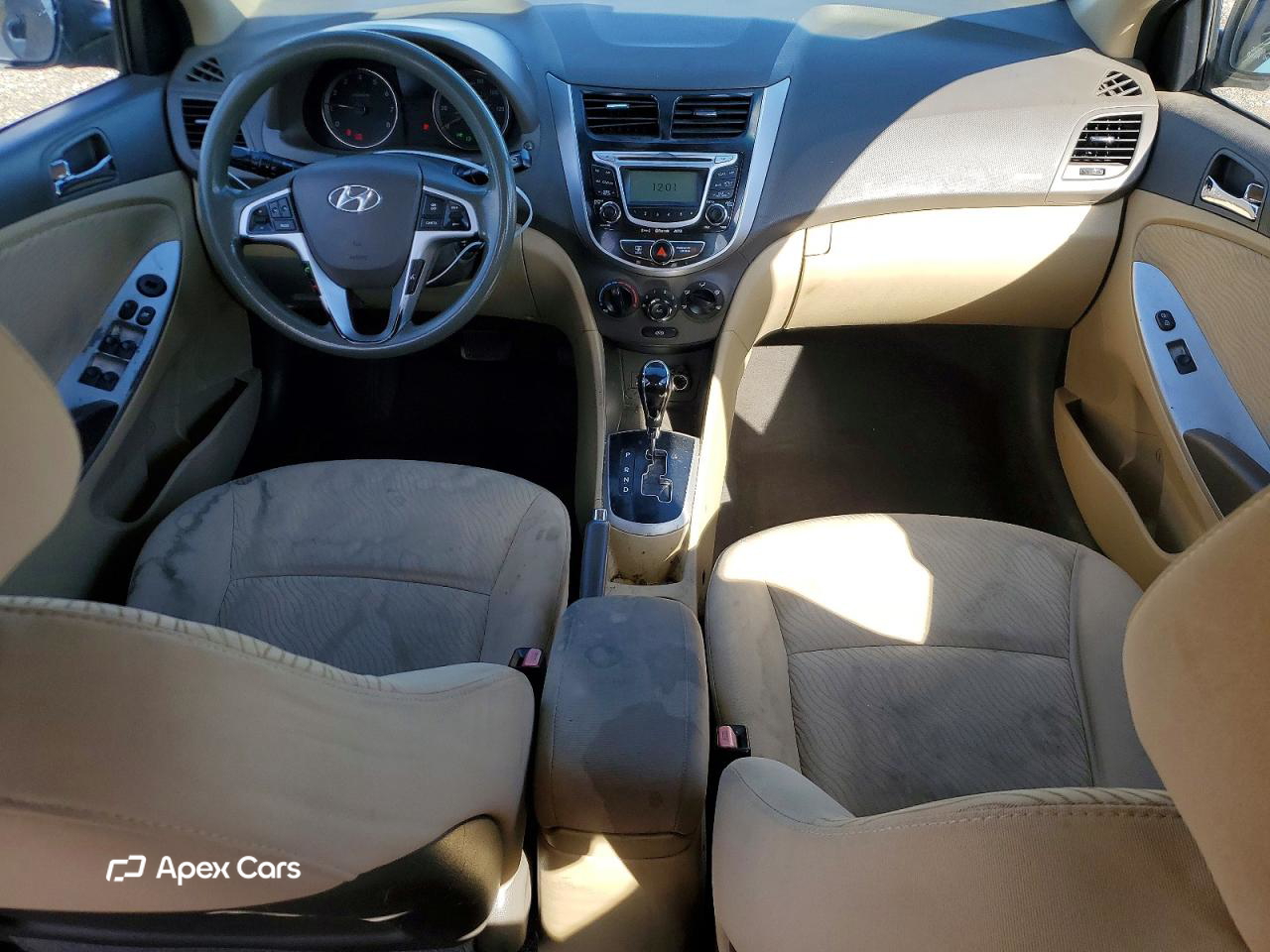 Hyundai Accent 2012
