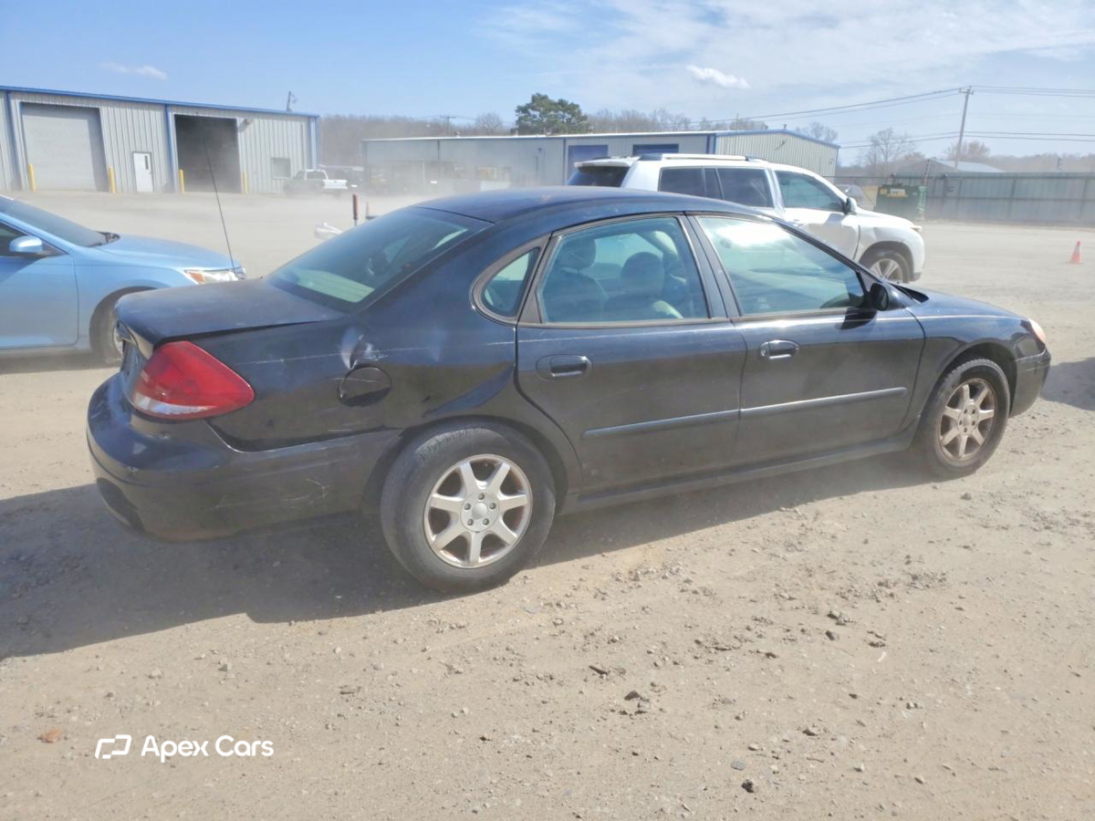 Ford Taurus 2005