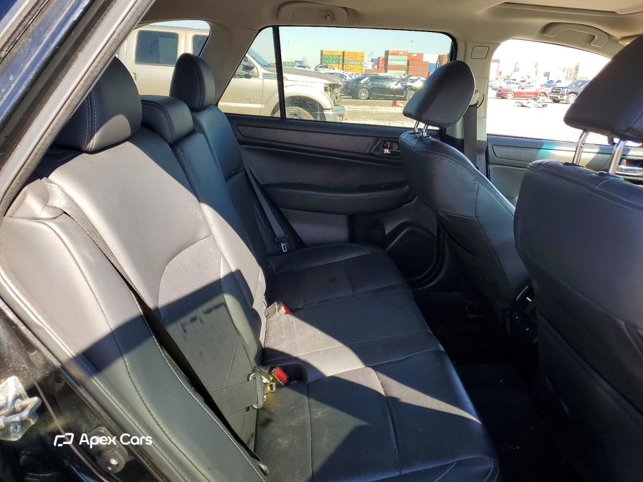 Subaru Outback 2016