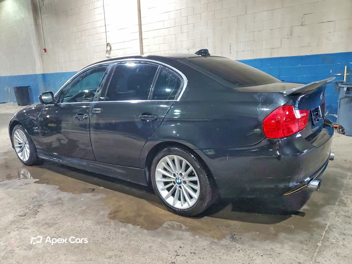 BMW Series 3 2011