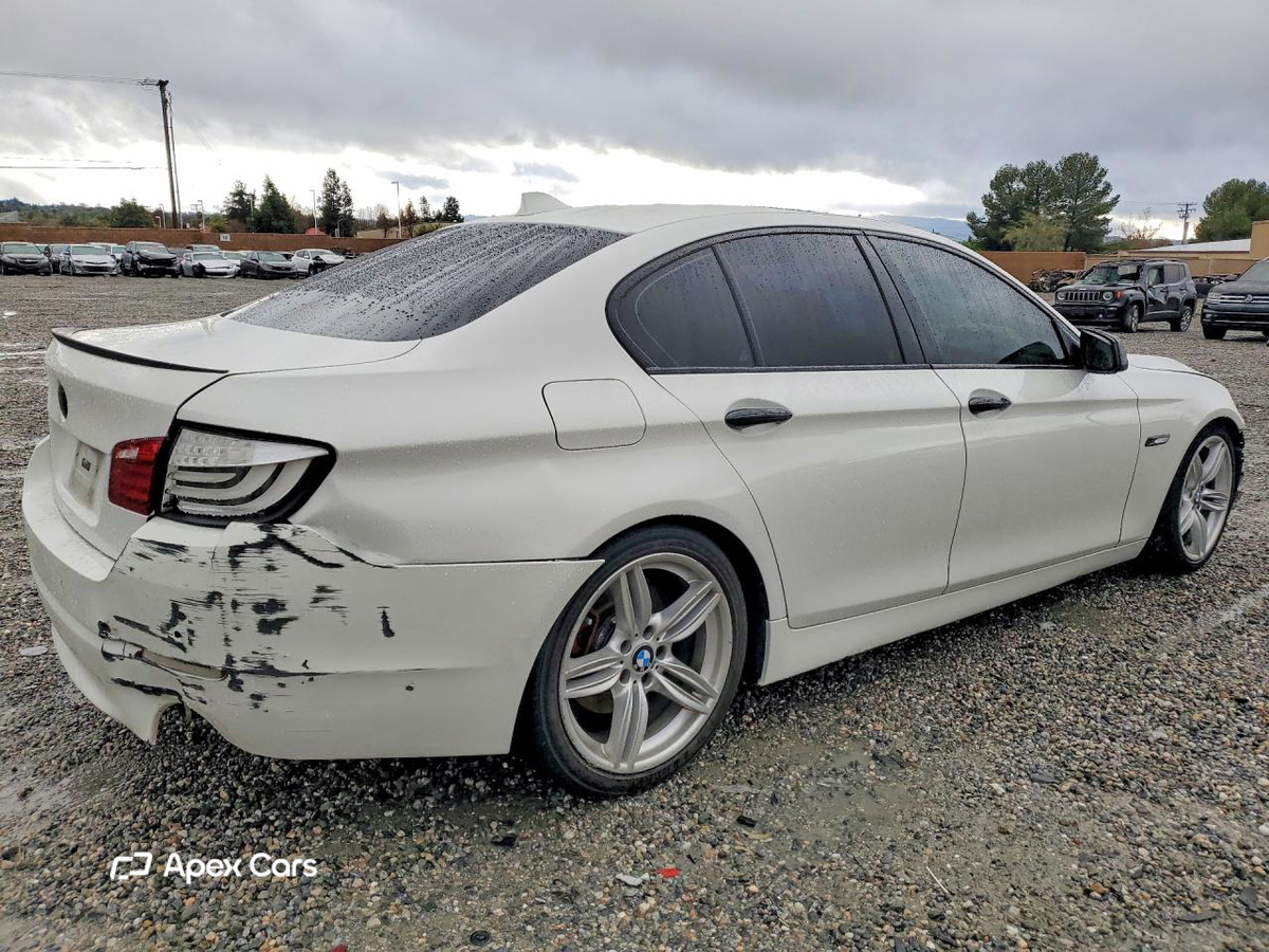 BMW Series 5 2012