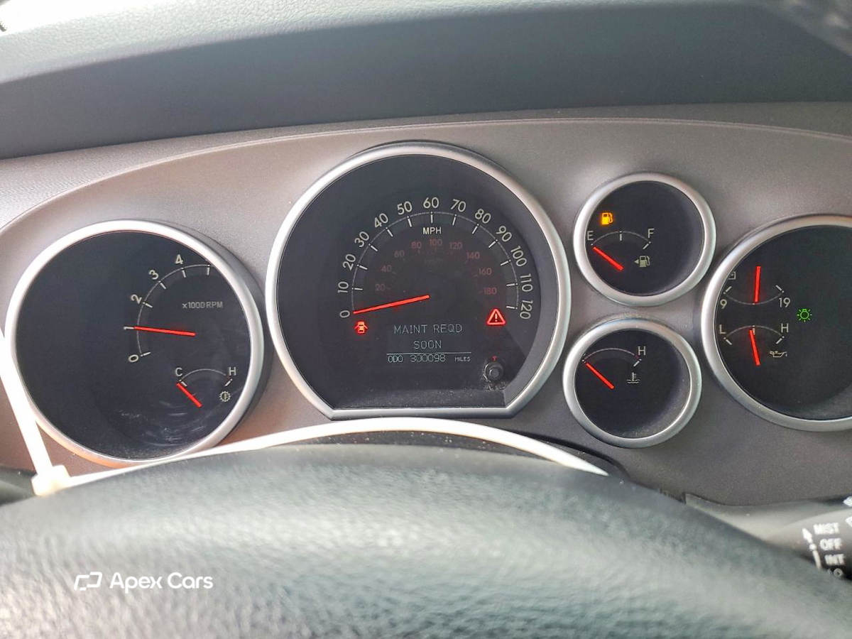 Toyota Sequoia 2013
